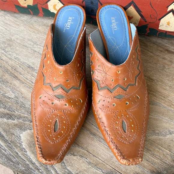 Indigo by Clarks Boho Leather Mules - Picture 3 of 8